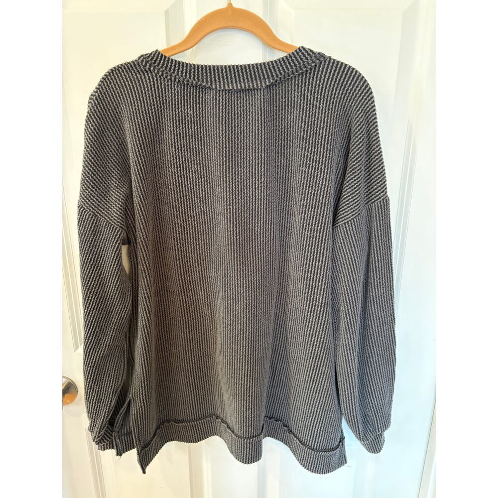 Altar'd State Layne Gray Oversized Ribbed Top Size S - Picture 2 of 10